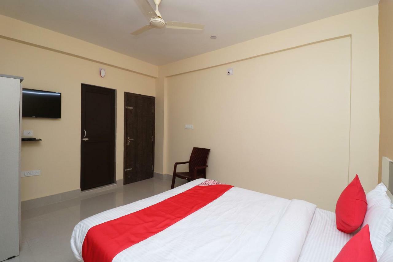 Oyo 35736 Shree Jagannath Lodge ปูรี ภายนอก รูปภาพ
